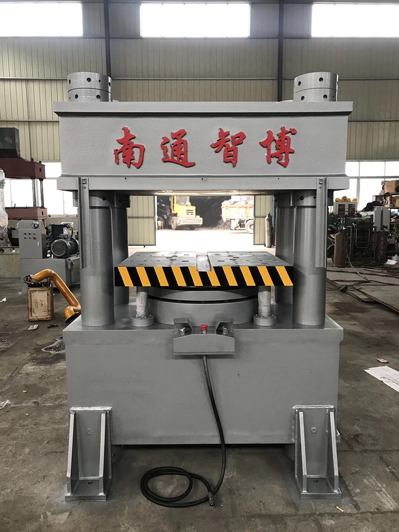 單注液壓機安全操作方法